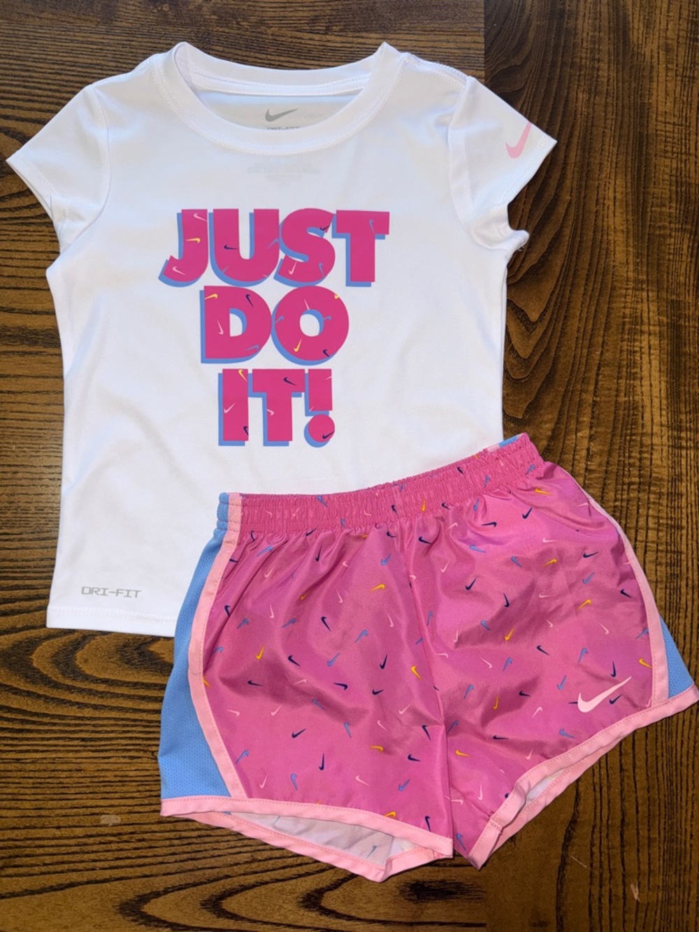 Girls Nike Set